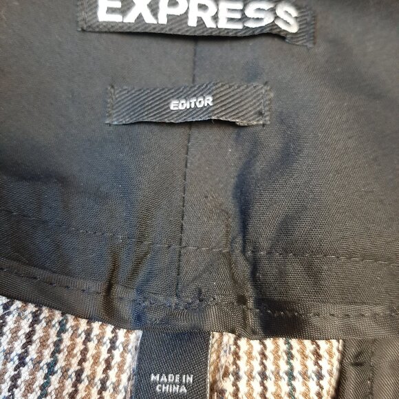 Express Woman's Black Editor Houndstooth Pattern Pants Size: 6R - Picture 7 of 9